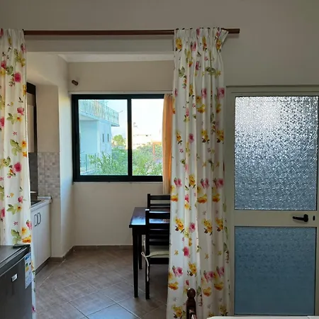 Konukevi Novi Dıraç